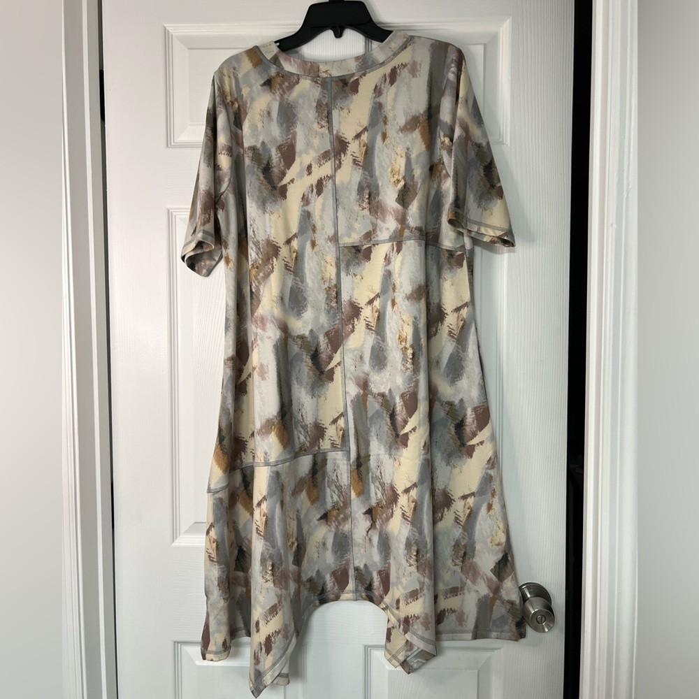 LOGO’s Cozy, Abstract Print Dress